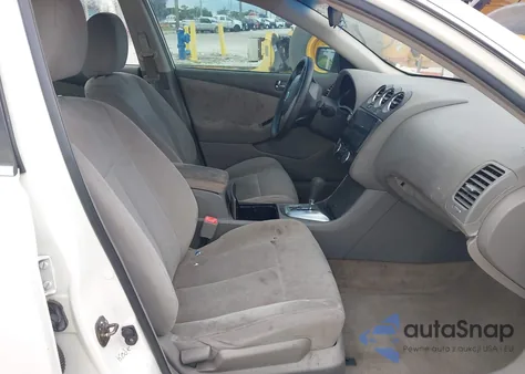 2010 Nissan Altima 2.5 из США, поврежденный, VIN 1N4AL2AP0AN516792